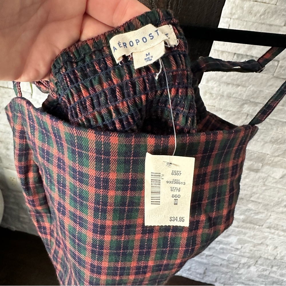 Aeropostale Plaid Coral Green Smocked Crop Top Size M New with Tags - Picture 4 of 6